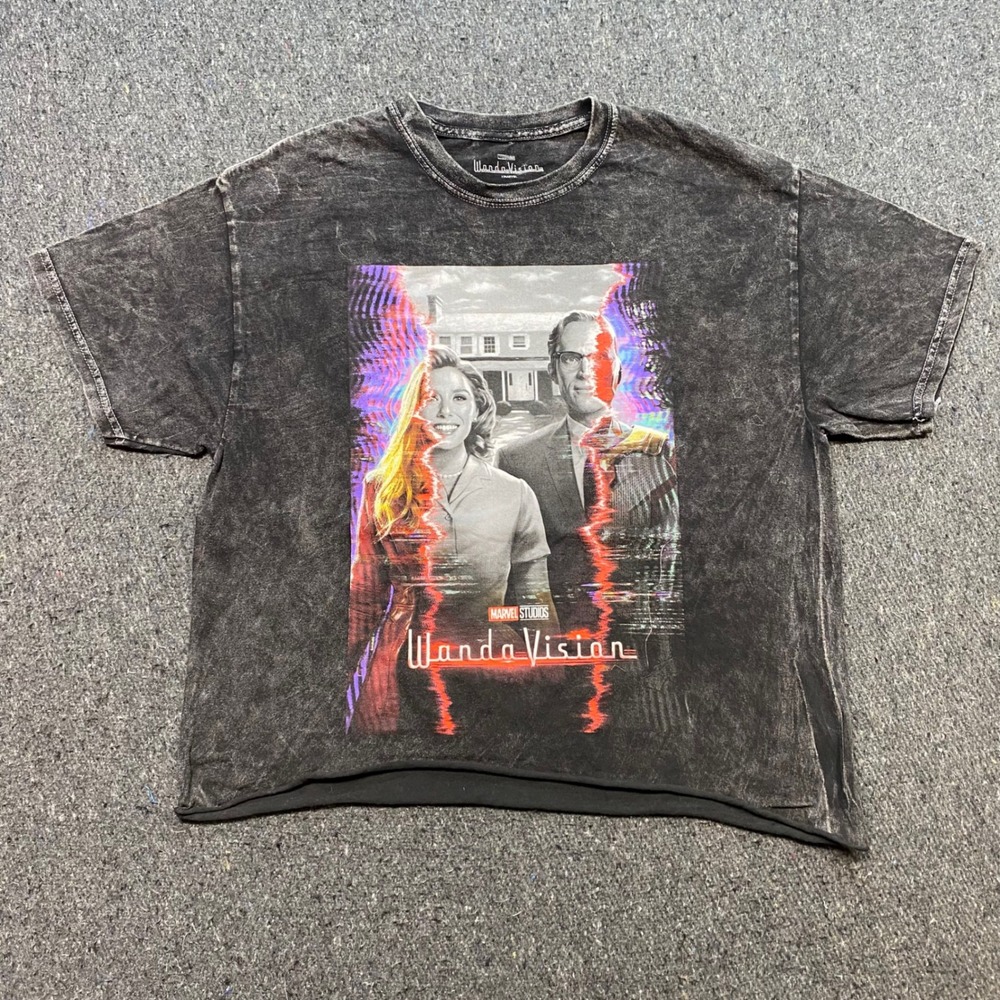 Marvel WandaVision TShirt Sz L Womens Gray Acid Wash Cropped Graphic Tee‎